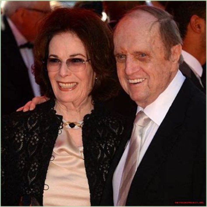 About Ginny Newhart married life, net worth, bio, height, and weight.