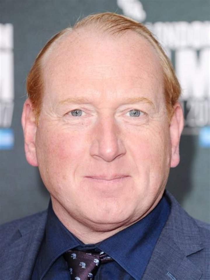 Adrian Scarborough Bio (Wiki) 