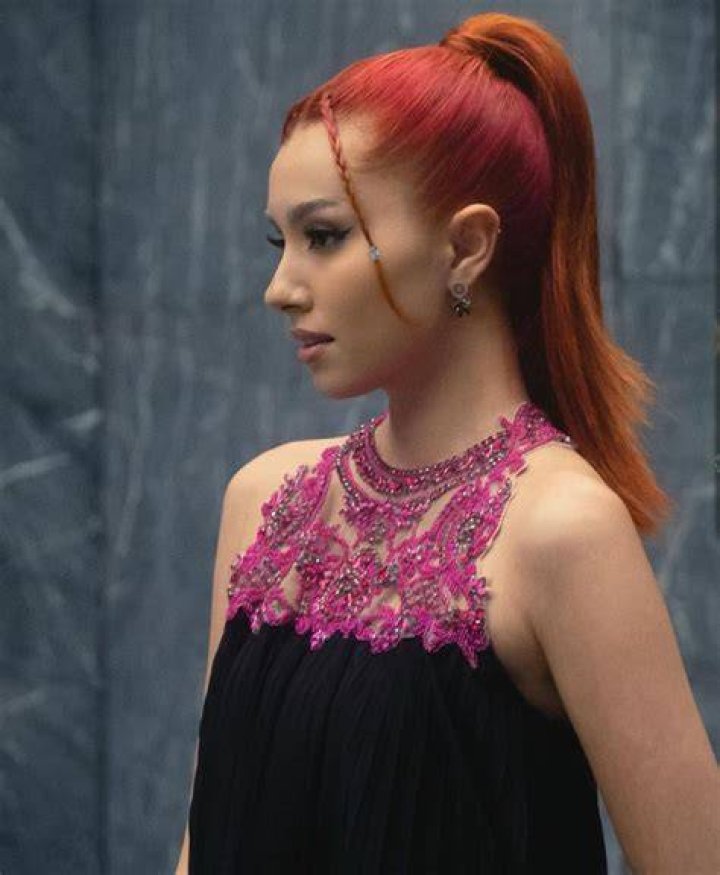 Amelia Thripura Henderson Bio (Wiki) 