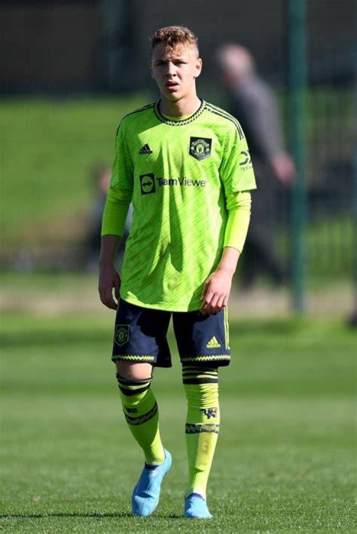 
Amir Ibragimov Height, Weight, Net Worth, Age, Birthday, Wikipedia, Who, Nationality, Biography 
