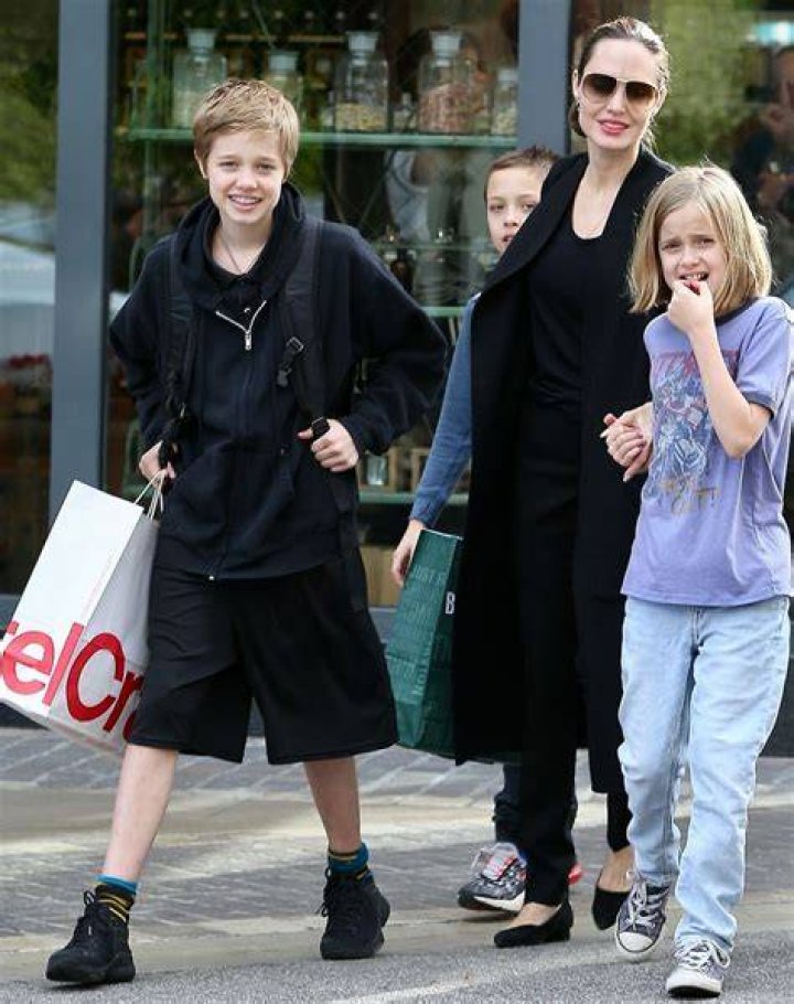 Angelina Jolie went Christmas shopping at the Grove with Knox, Vivienne & Shiloh