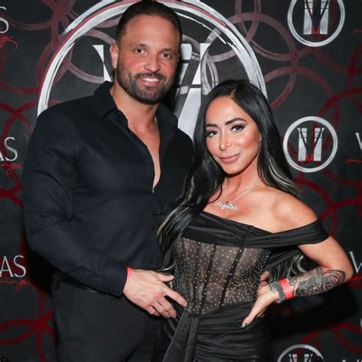 Angelina Pivarnick 'Taking A Break' Amid Divorce Rumors