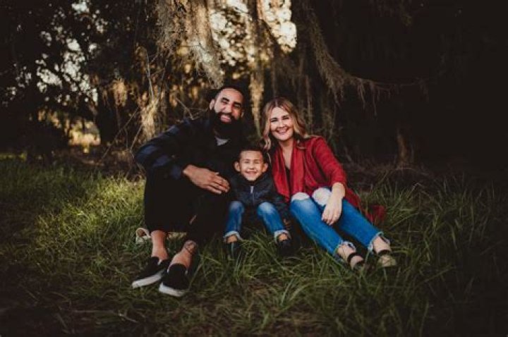 Austen Lane - Age, Family, Bio