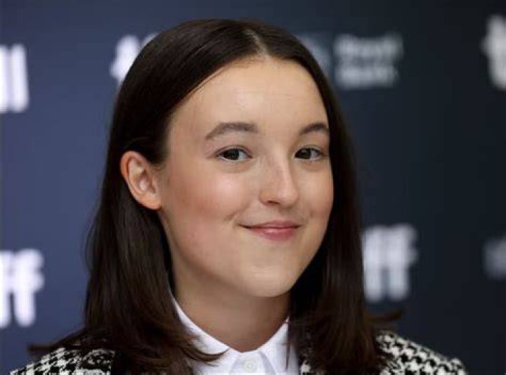 Bella Ramos - Age, Family, Bio