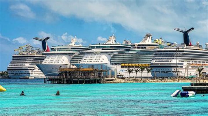 Best Labor Day Cruises 2024 & 2025