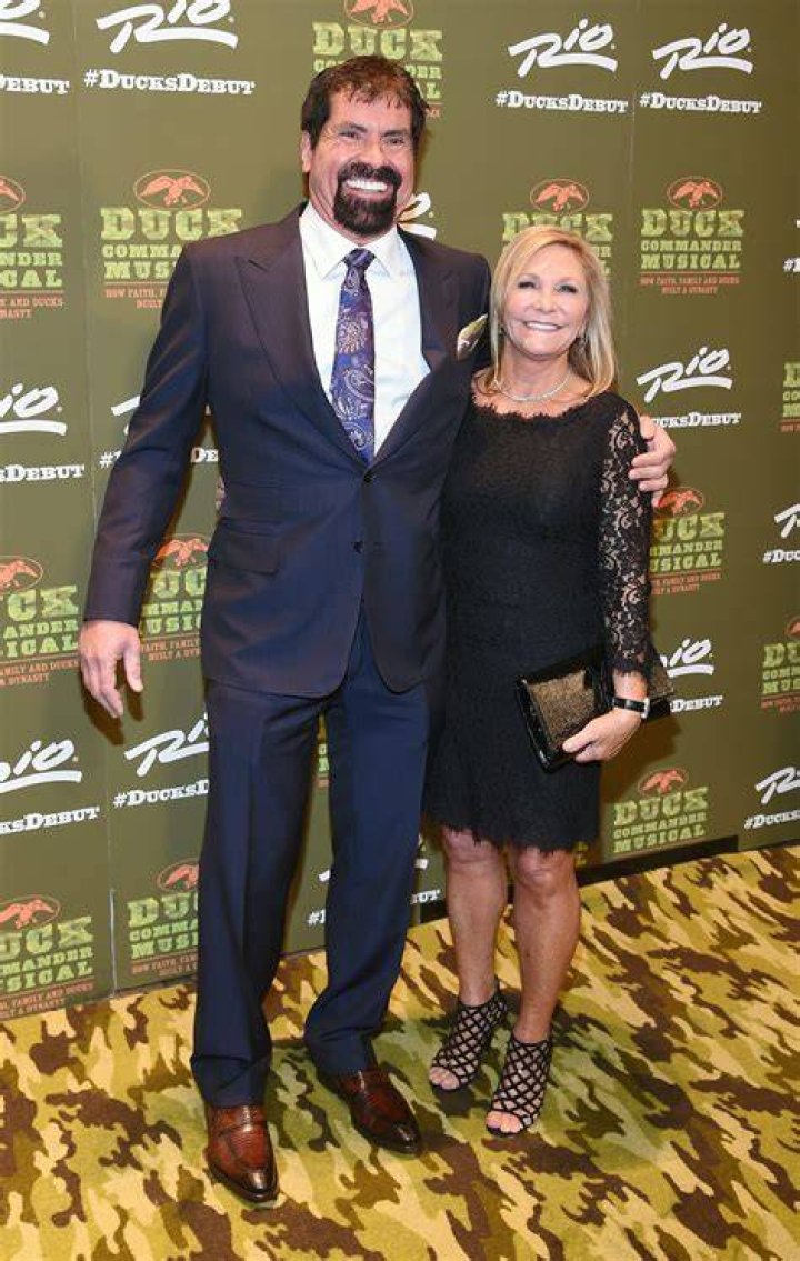 Bill Busbice Net Worth - Wiki, Age, Weight and Height, Relationships, Family, and More