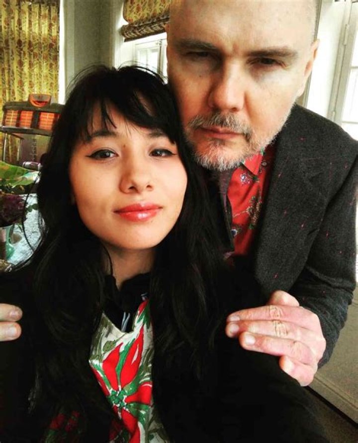 Billy Corgan Wife: Is He Married To Chloe Mendel? Kids Dating Timeline And Family