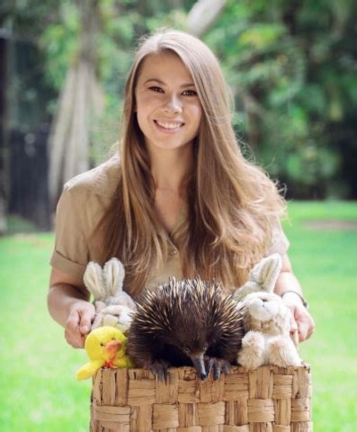 Bindi Irwin Bio (Wiki) 