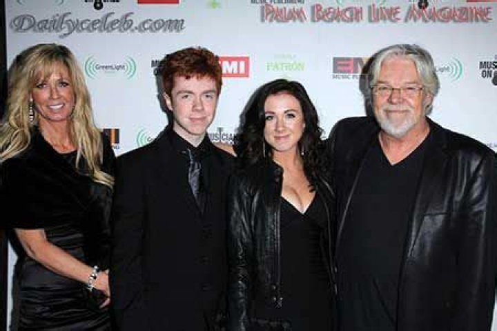 Bob Seger Wife- Juanita Dorricott Children, Net Worth, House, Marriage, Songs