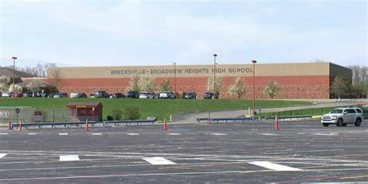 
Brecksville-Broadview Heights High School threat: Students sent home Friday, police investigating 