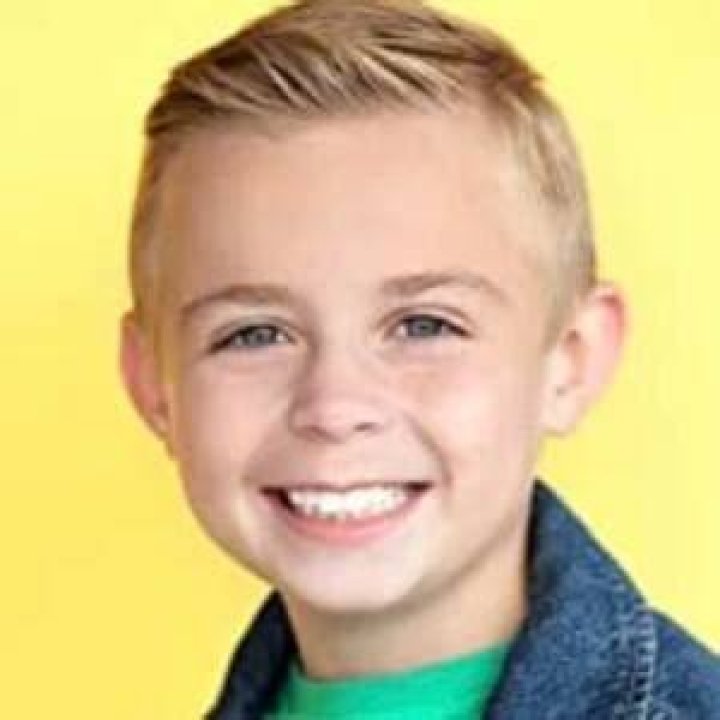 Brendan Schroeder - Age, Family, Bio