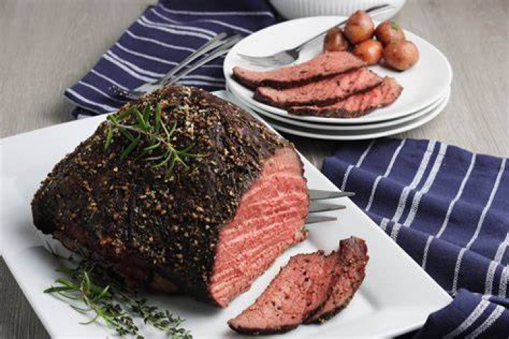Can you cook 2 roasts at the same time?