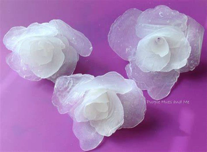 Can you hot glue dried flowers?