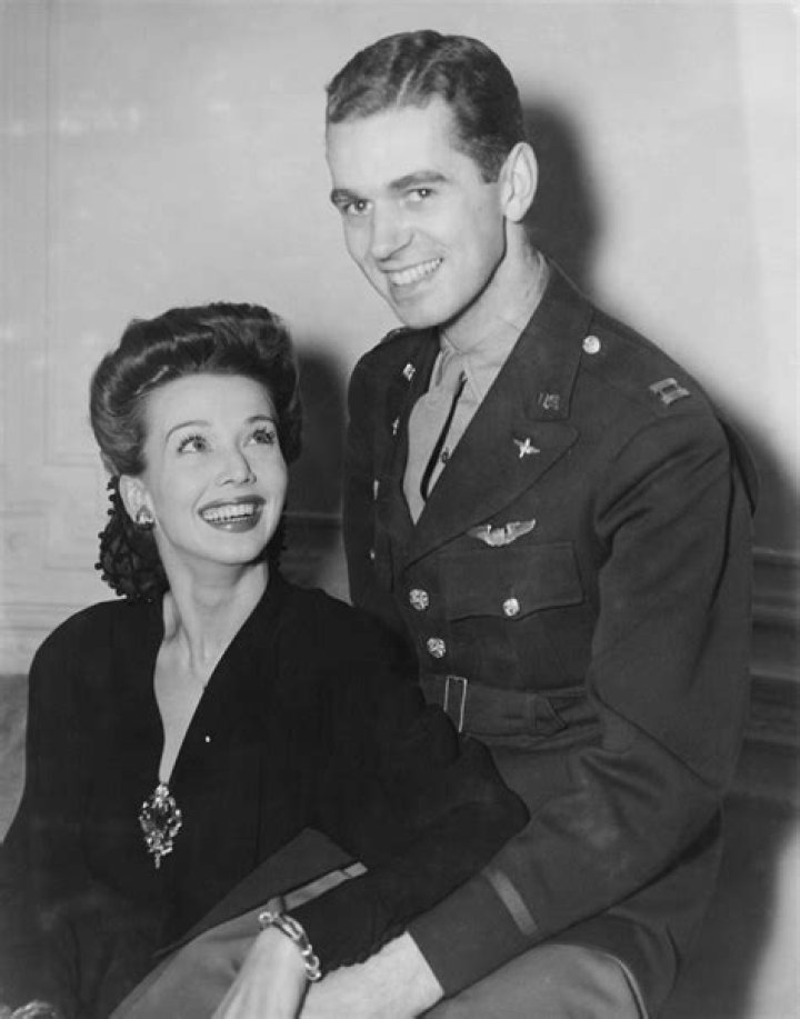 Carole Landis Net Worth - Wiki, Age, Weight and Height, Relationships, Family, and More