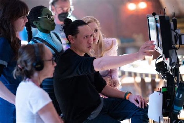 Caroline Romano Debuts New Behind the Scenes Video