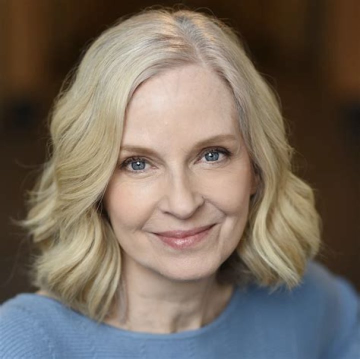 Catherine Dyer - Age, Family, Bio