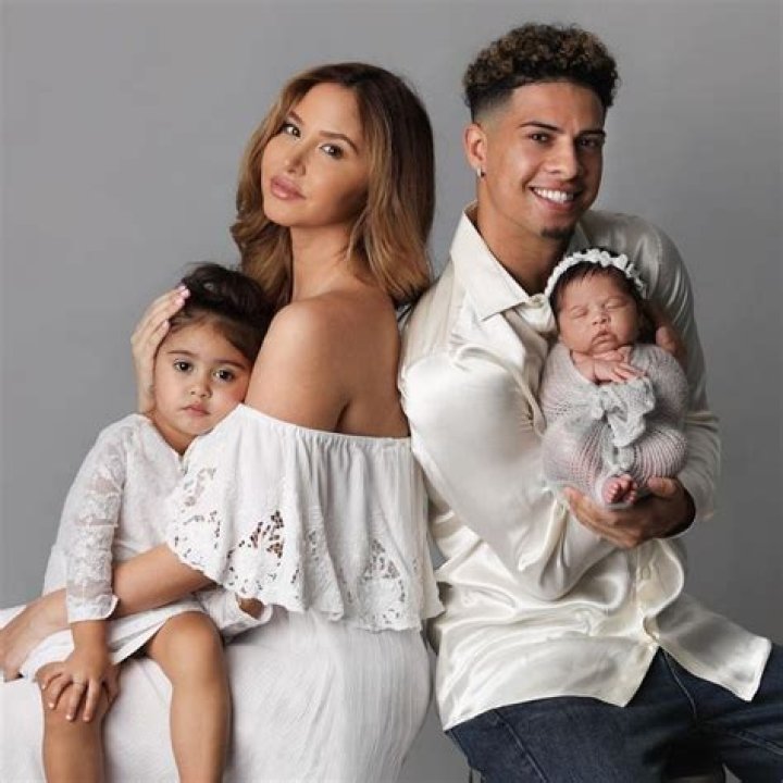 Catherine Paiz - Age, Family, Bio
