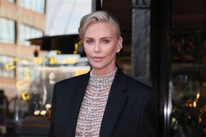Charlize Theron in Dior at ‘The Huntsman’ LA premiere: gorgeous or boring?
