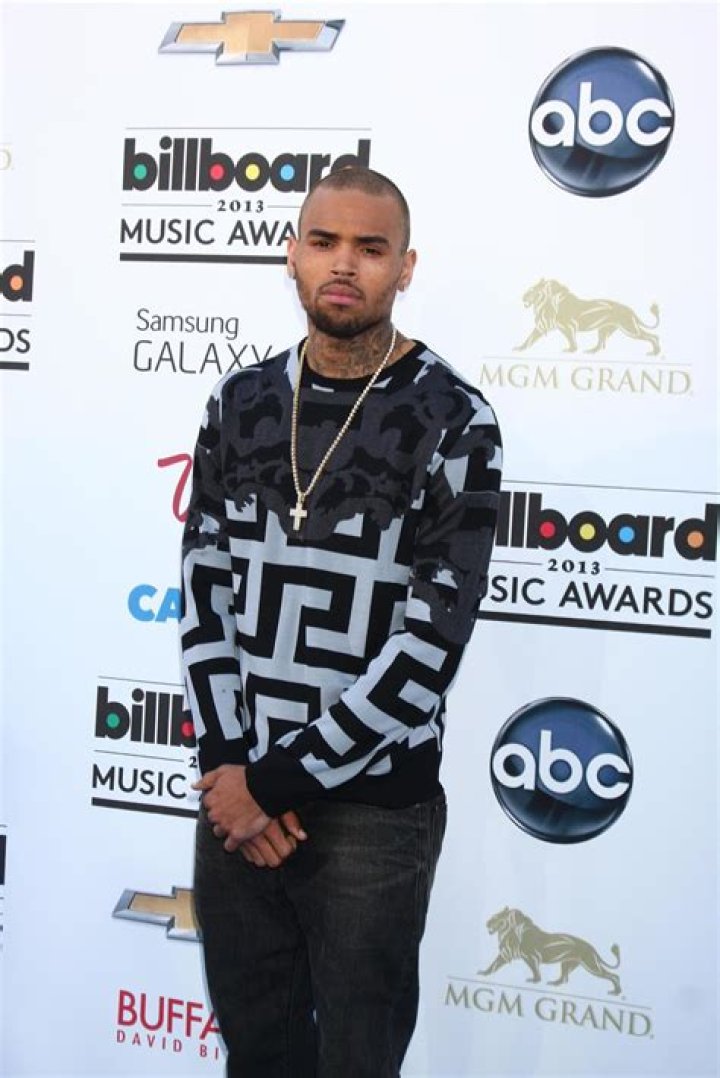 Chris Brown (R&B Singer) - Age, Family, Bio