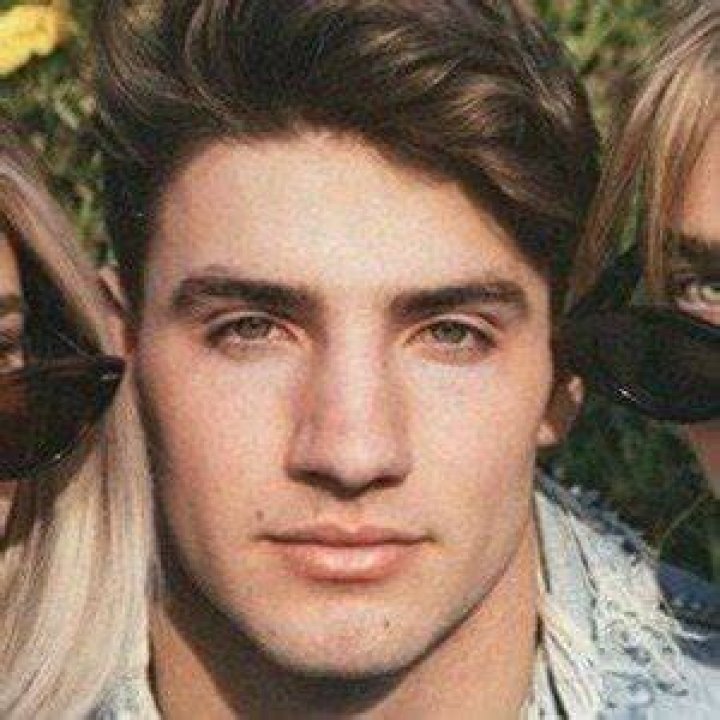 Clayton Bush - Age, Family, Bio