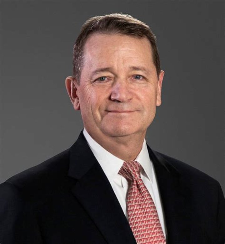 Cliff Skelton Bio (Wiki) 