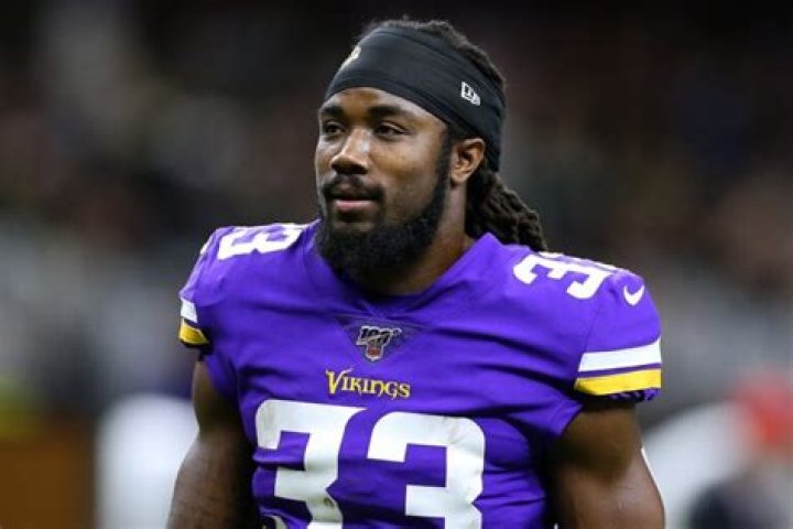 Dalvin Cook Net Worth: Career, Lifestyle & Controversy