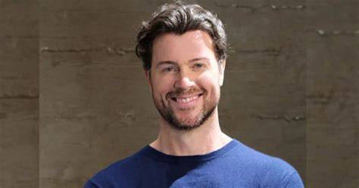 Dan Feuerriegel - Age, Family, Bio