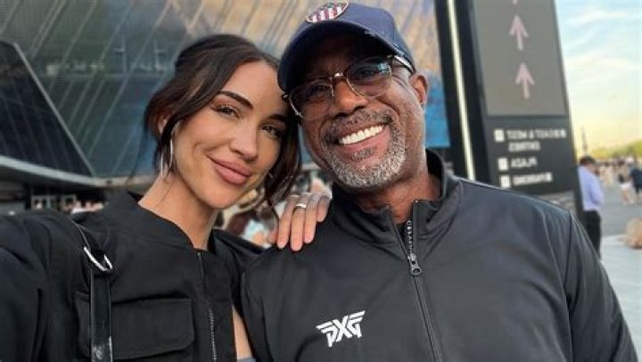 Darius Rucker height and weight