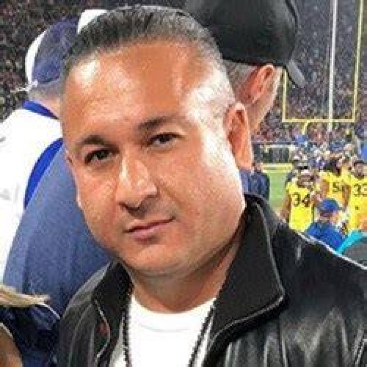 Dave Oancea - Age, Family, Bio