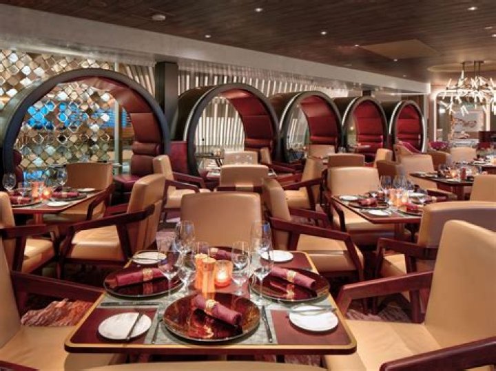 Dining & Restaurants on Celebrity Ascent
