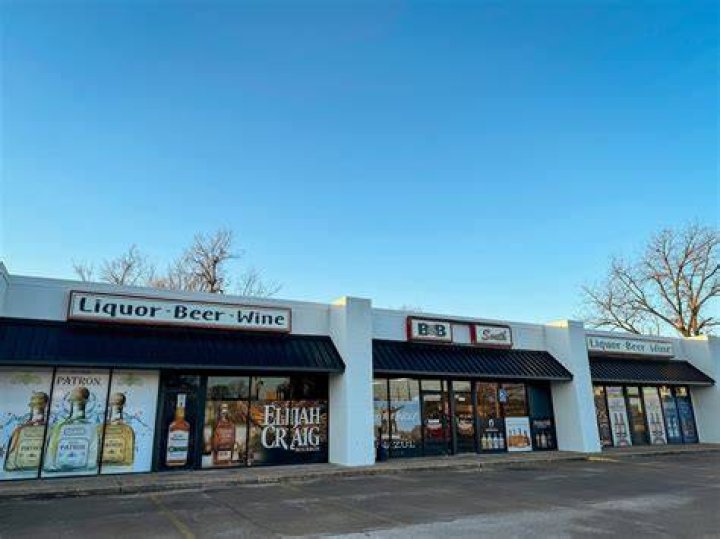 Does B & B Liquor go bad?