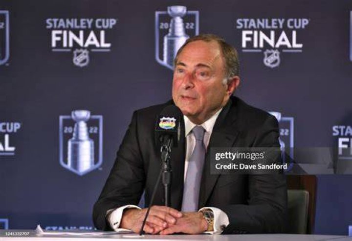 
Does NHL Commissioner Have Gary Bettman Confabulation Disorder? His Health Update 2022 