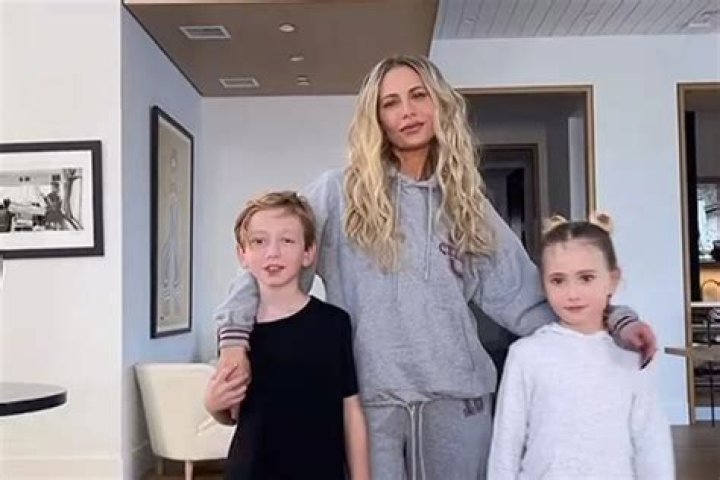 Dorit Kemsley Sister Debbie Lemel Gross, Siblings And Parents