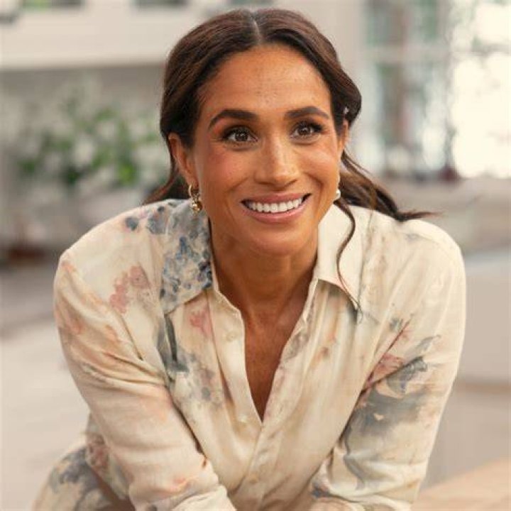 	Duchess Meghan keeps buying frumpy, bespoke designer stuff & it’s a problem	