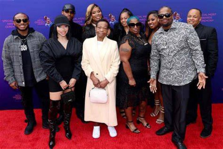 Eazy-E - Trivia, Family, Bio