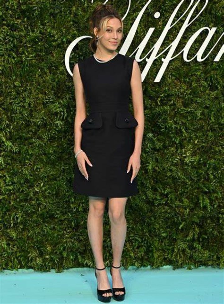 Eileen Gu Height, Weight, Net Worth, Age, Birthday, Wikipedia, Who, Nationality, Biography