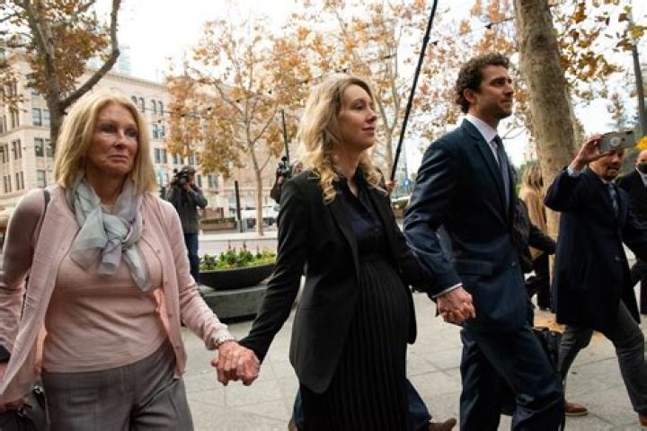 Elizabeth Holmes Religion – Is She Christian Or Jewish? Ethnicity And Family