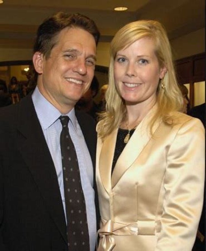 Emiley Zalesky And American Music Director, Keith Lockhart Are Married For 12 years.