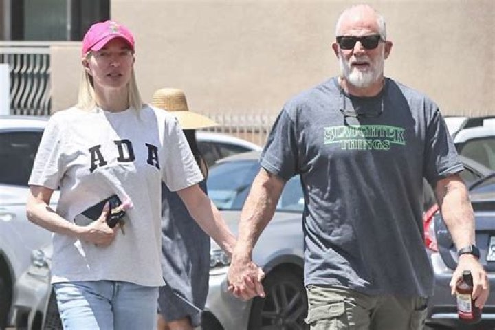 Erika Jayne Claims She's Being 'Threatened' By Lawyers