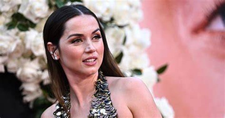 
”Everyone got very worried”: Blonde star Ana de Armas reveals her initial reaction to getting nominated for Golden Globe 