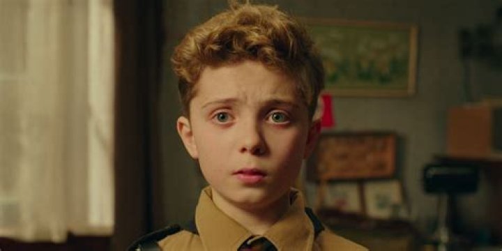 Everything on Jojo Rabbit's Actor, Roman Griffin Davis from Family Background to Net Worth in 2022