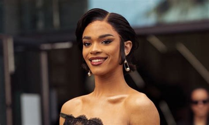 Everything to know about the Elle Argent actress