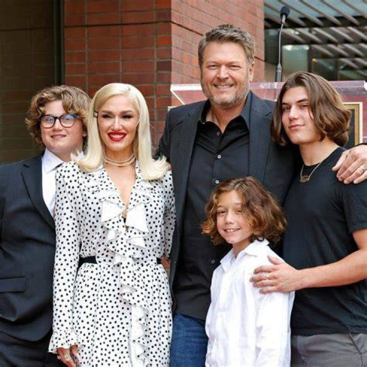 Gavin Rossdale is using the old “the hot blonde nanny is my sister” excuse