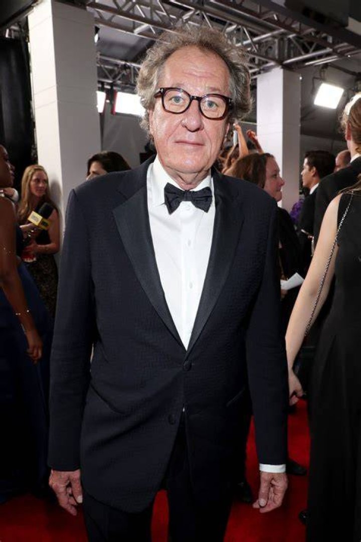 Geoffrey Rush Net Worth - Wiki, Age, Weight and Height, Relationships, Family, and More