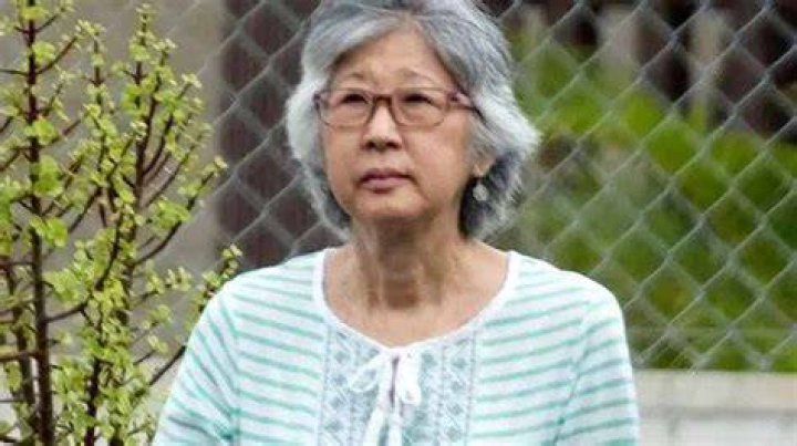 Gloria Abe - Age, Family, Bio