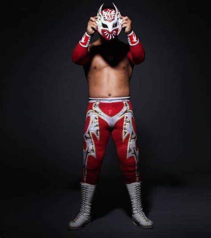 Has Sin Cara been unmasked?
