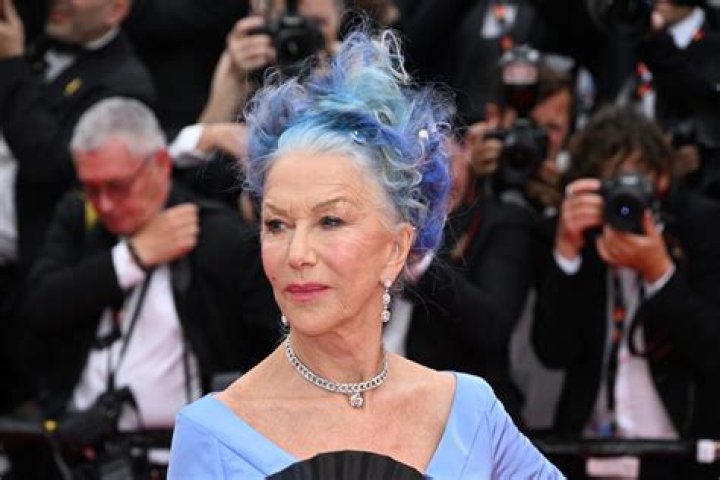 	Helen Mirren wore Del Core & purple hair for Cannes Opening Night: stunning?	