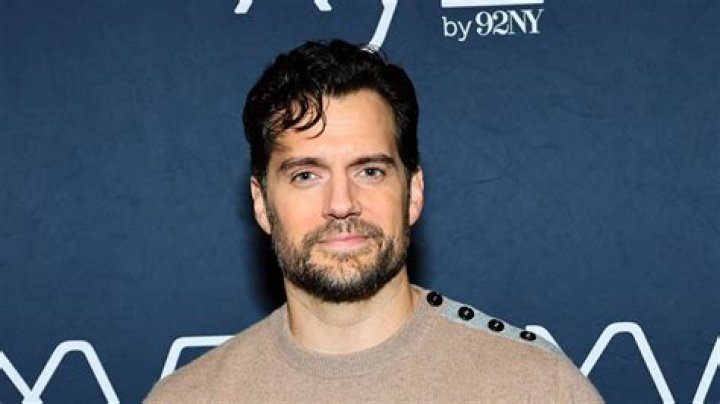 Henry Cavill Sexuality – Is He Gay Or Straight? Partner And Dating History