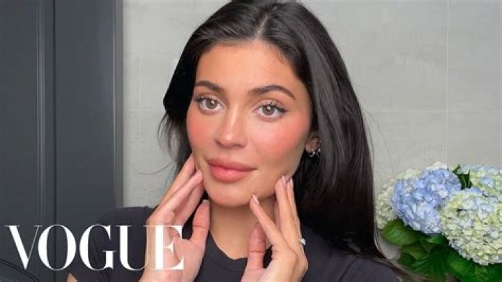 How Kylie Jenner Proved She Really Is a Billionaire After Sale of a Portion of 'Kylie Cosmetics'. Grab All the Details Here! Age 22.
