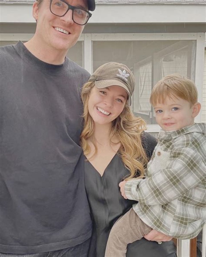 Hudson Sheaffer Wiki: Age, Height, Married, Sasha Pieterse